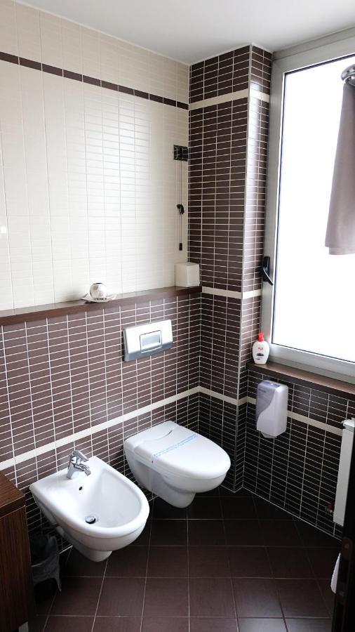 Hotel Richi Зеница Экстерьер фото
